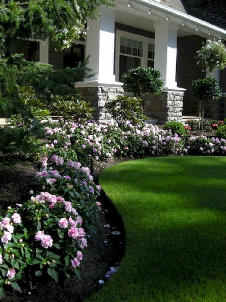 80 Beautiful Front Yard Landscaping Inspiration On A