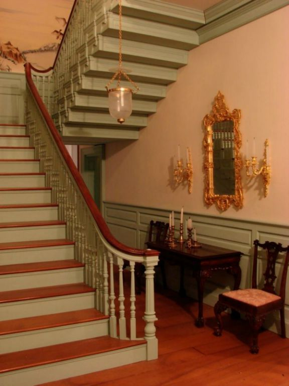Amazing Miniature Staircase Dolls House