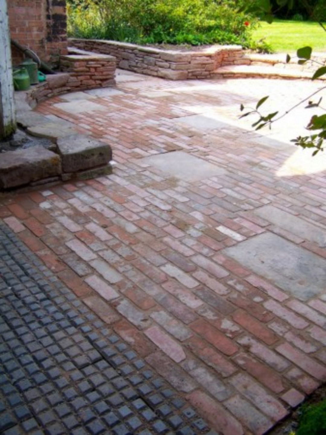 Awesome Brick Patterns Patio Ideas For Beautiful Yard 5307