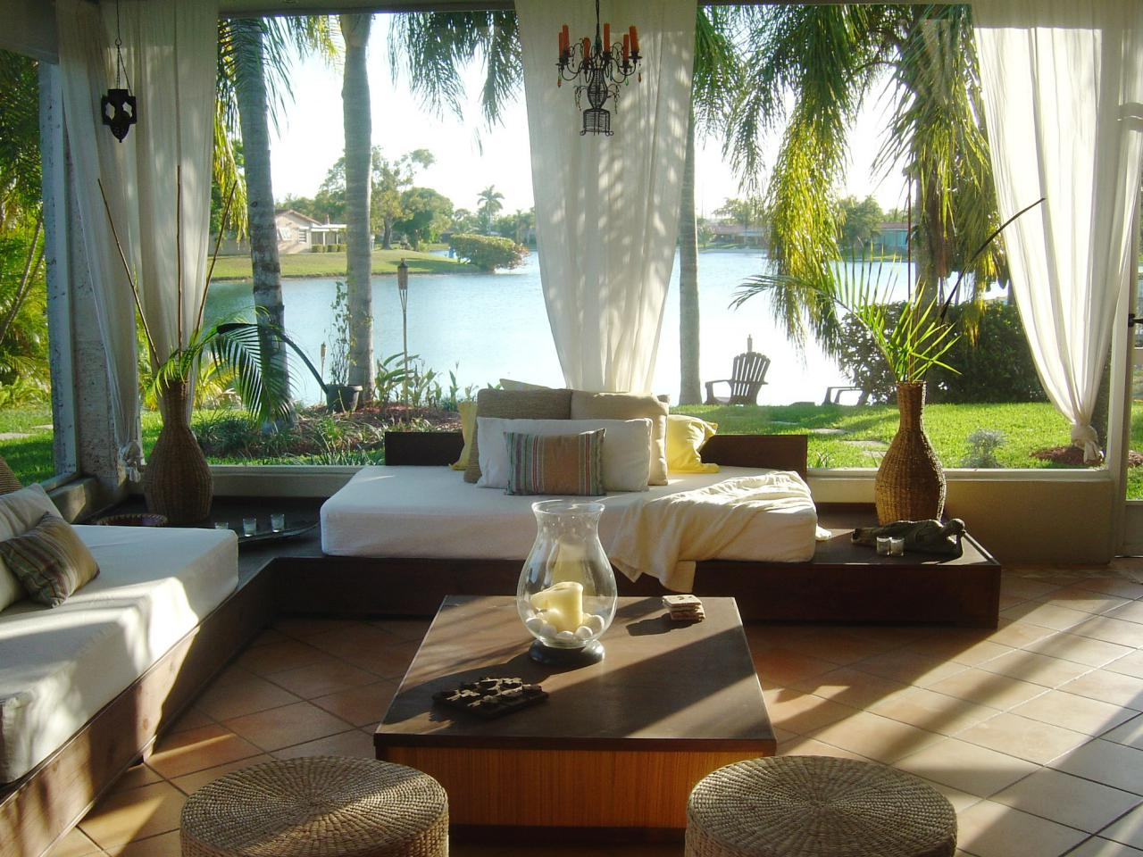 Beach Inspired Sunrooms Decorating And Design Ideas For