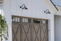 Beautiful Garage Doors Love The Detail The Windows The