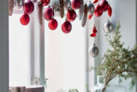Beautiful Hanging Christmas Decorations Christmas Window