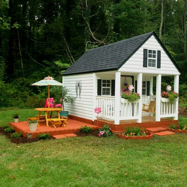 Beautiful Playhouse For Little Ones Play Houses
