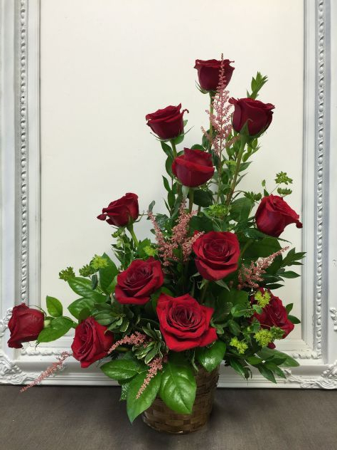 Beautiful Valentine Floral Arrangements Ideas 023