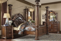 Bedroom Elegant And Traditional Style Of Canopy Bedroom