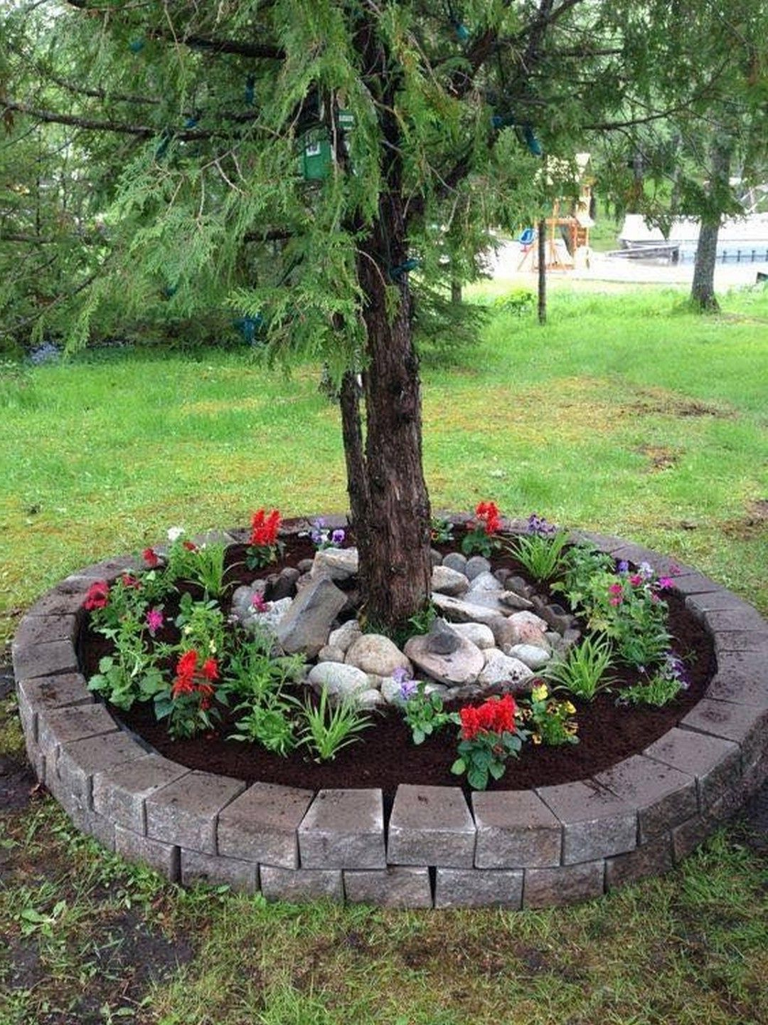 Best And Beautiful Tree Ring Planter Ideas Landscaping