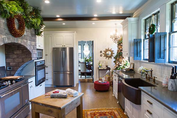Christmas Decorating Ideas For A Cozy Kitchen Nook