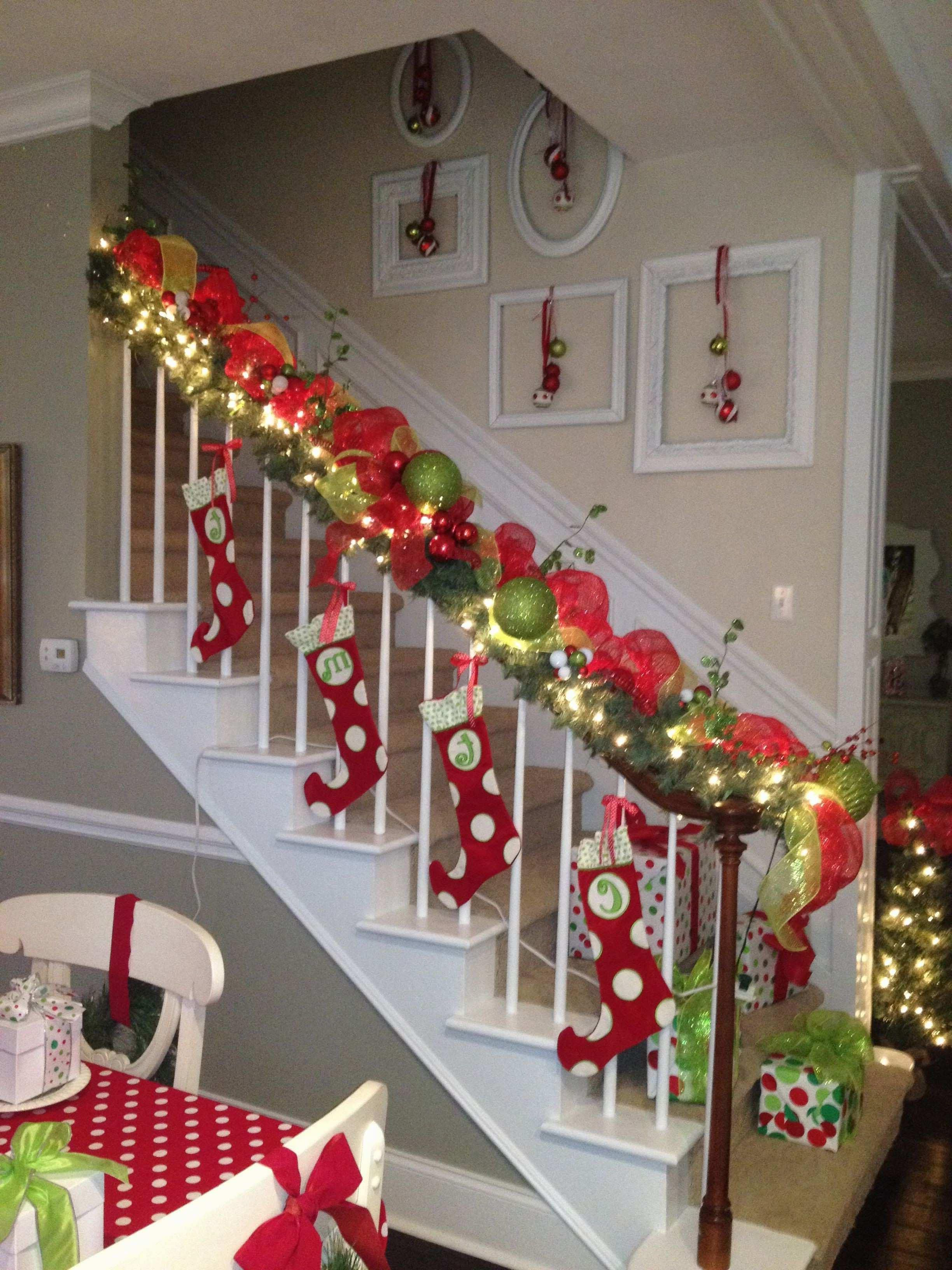 Decorating Banisters For Christmas With Ribbon