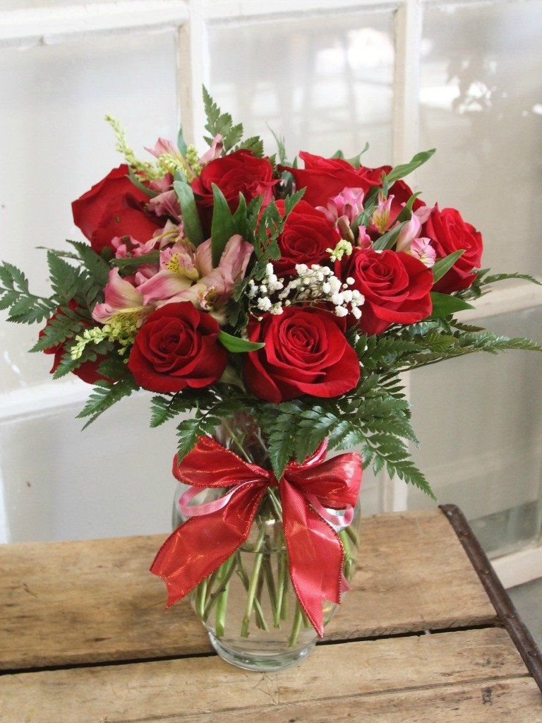 Dozen Roses Valentine Flower Arrangements Valentines