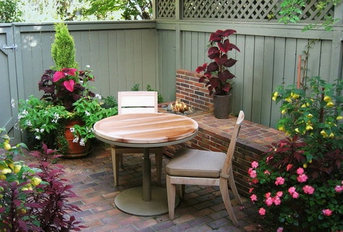 Easy Tips To Create Beautiful Small Backyard Patio Ideas