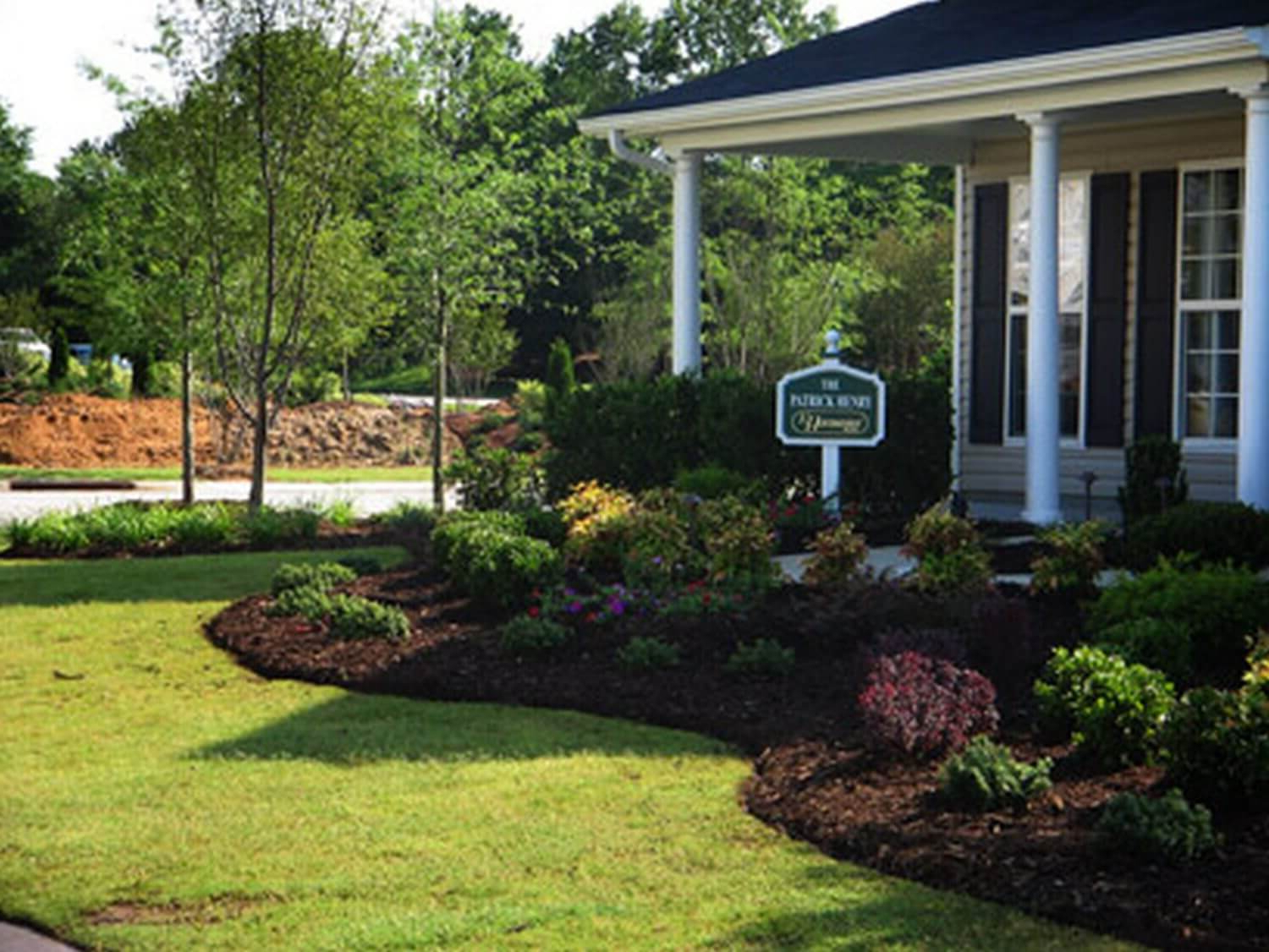 Front Of House Landscaping Ideas Theydesign