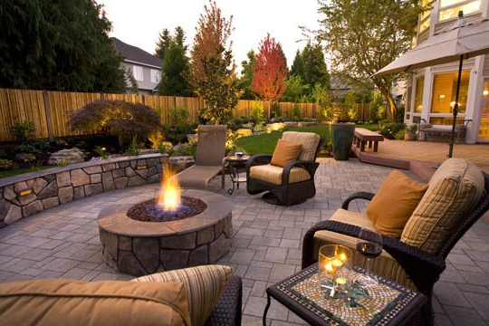 Great Patios Courtyards And Outdoor Livingrooms Paver