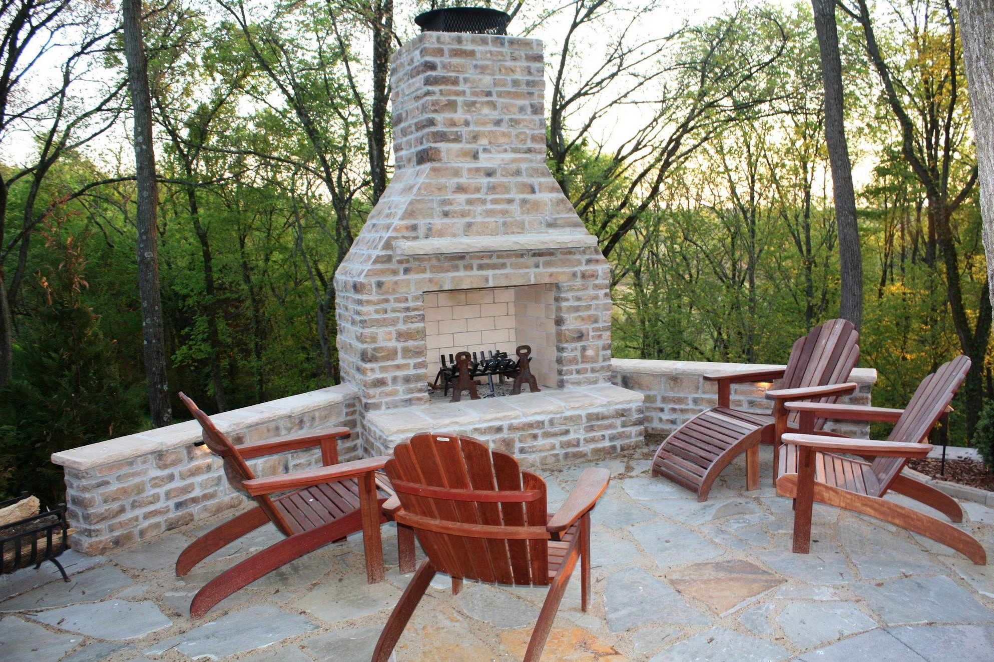 How Design Your Brick Outdoord Fireplace Brick Outdoor