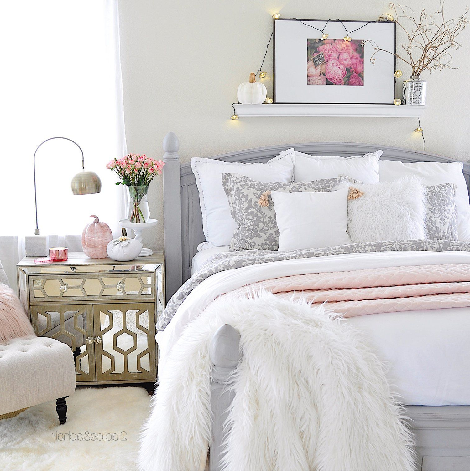 Simple Cozy Fall Decorating Ideas For The Bedroom