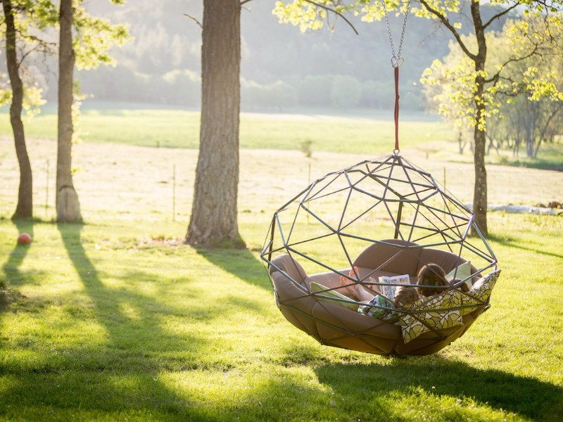 Summer Trends Outdoor Swings For Relaxing Afternoons